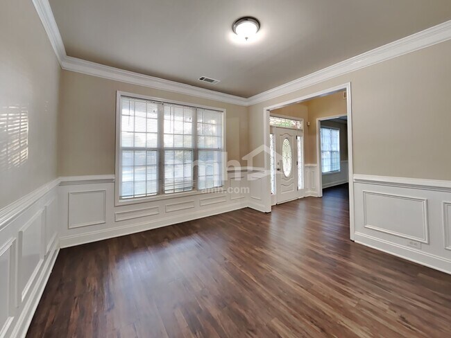 Building Photo - 748 York View Dr