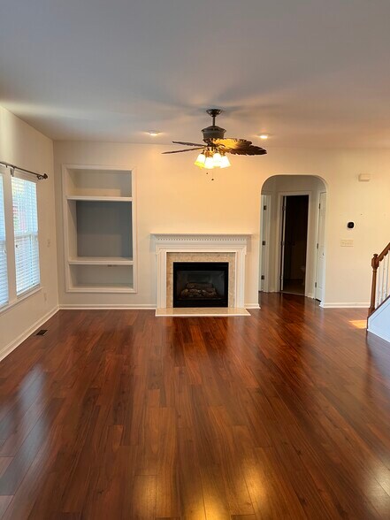 Building Photo - 4700 Porchaven Ln