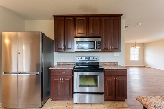 Building Photo - 3474 Avalon Lake Dr SW