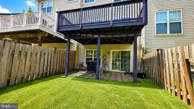 Building Photo - 9147 Cascade Falls Dr