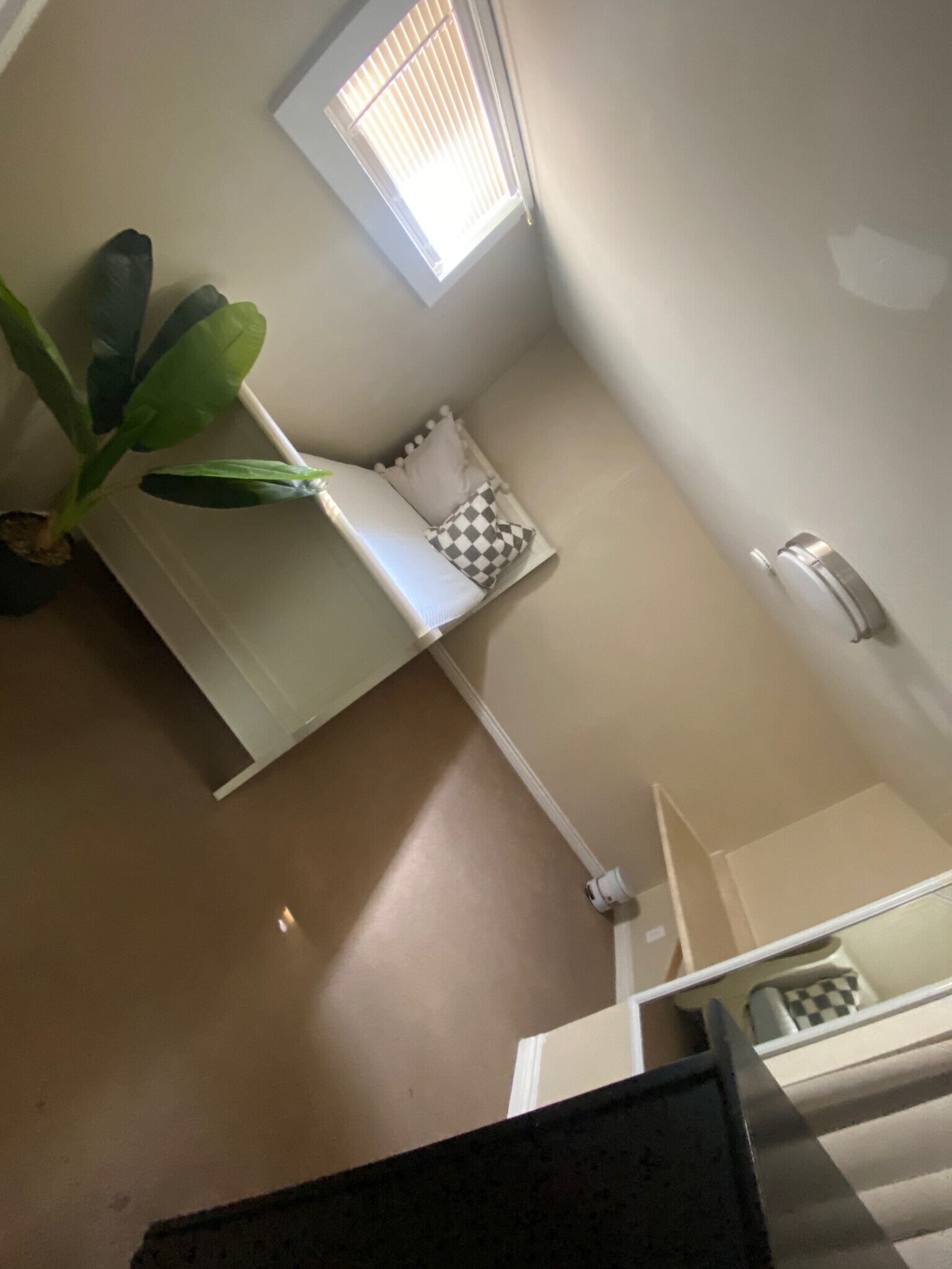 Building Photo - 440 N 800 W St