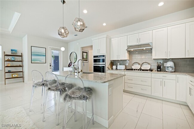 Building Photo - 9020 St Lucia Dr