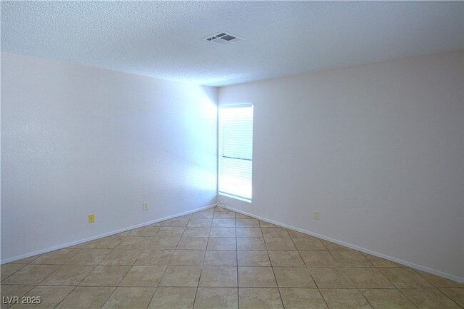 Building Photo - 2088 Wondra Dr
