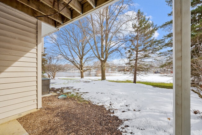 Building Photo - 21 N Park Blvd