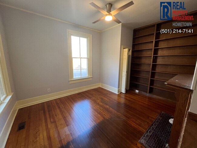 Building Photo - 1401 Cumberland St