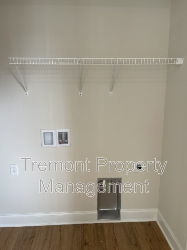 Building Photo - 3114 Noa St