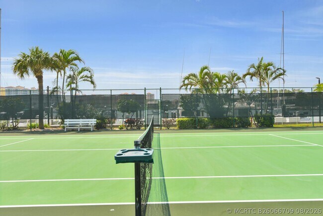 Building Photo - 550 S Ocean Blvd