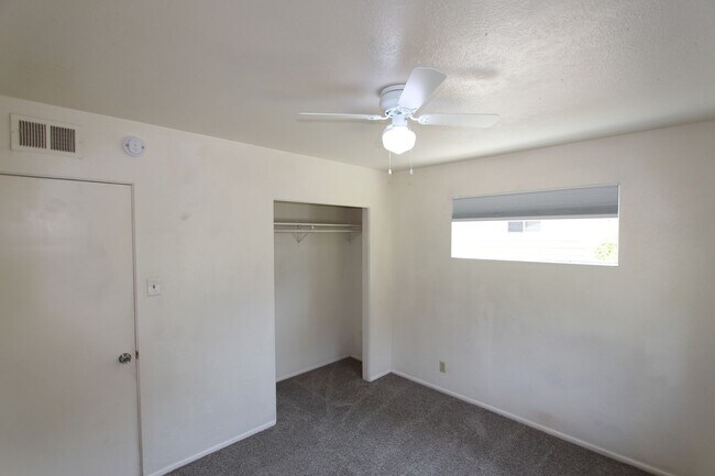 Building Photo - 3409 Pima Dr