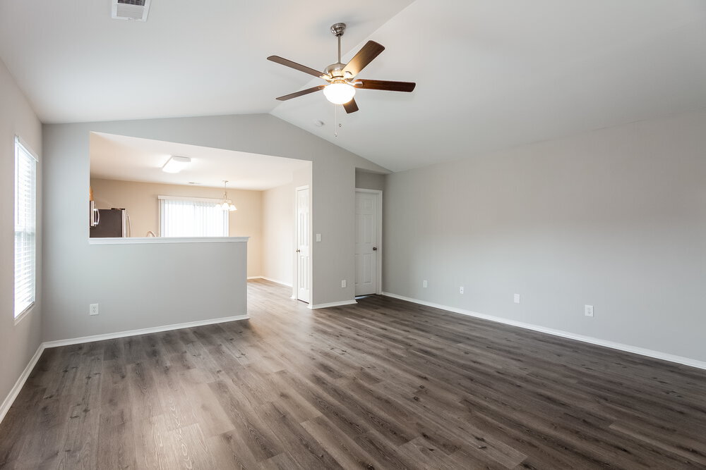 Building Photo - 2434 Buckleigh Dr