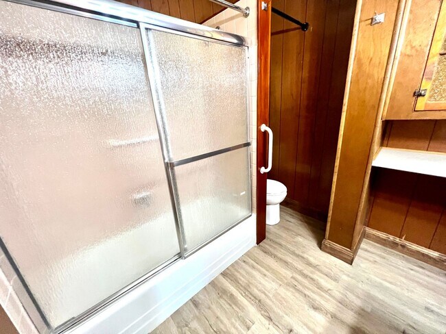 Building Photo - 1501 Merchant St