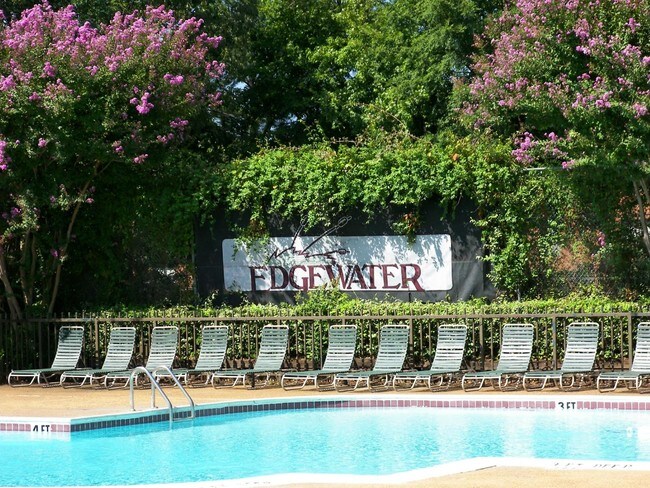 Edgewater Apartments - Memphis, TN Edgewater Apartments - Memphis, TN