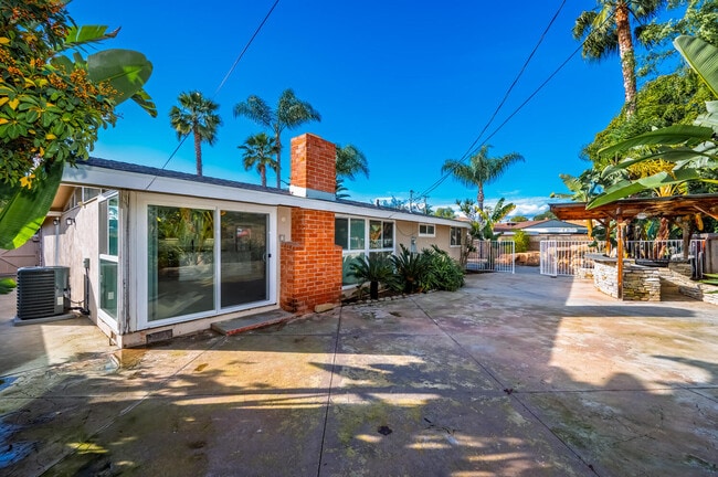 Building Photo - 14722 Candeda Pl