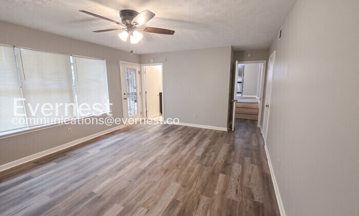 Building Photo - 3828 Landgraf Cove