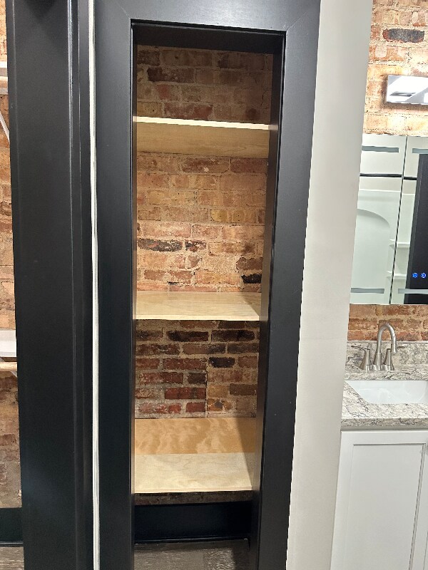 Building Photo - 430-432 Main St