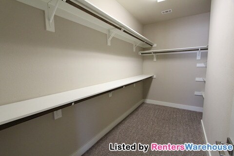 Building Photo - 1206 Deloney St