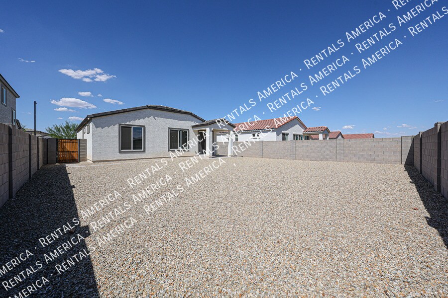 Building Photo - 18063 W Soft Wind Dr