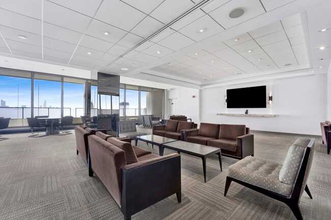 Building Photo - 2800 N Lake Shore Dr