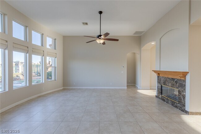 Building Photo - 2749 Botticelli Dr