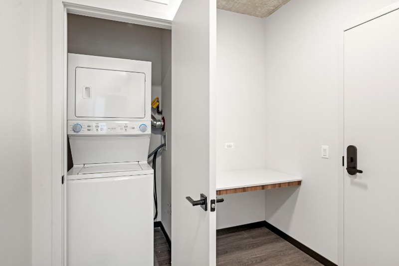 Building Photo - 187 N Ashland Ave