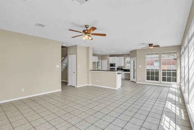 Building Photo - 4407 Magnolia Ln