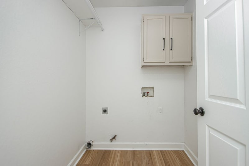 Building Photo - 315 Autumn Dr