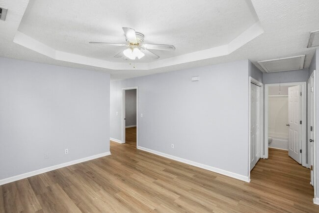 Building Photo - 2029 Williams Valley Dr