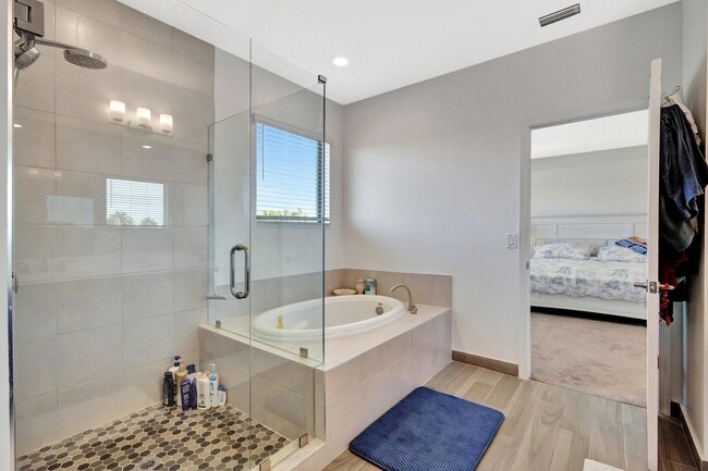 Building Photo - 3244 Dunning Dr