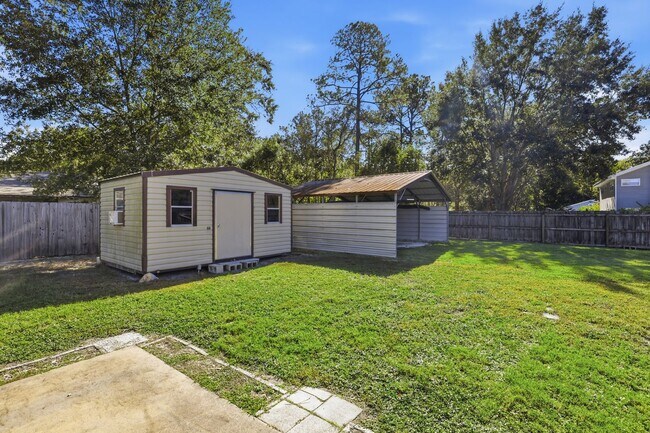 Building Photo - Northwood Oaks in Northwest Gainesville