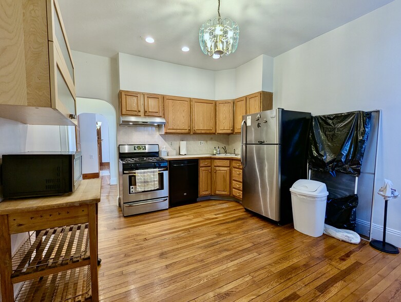 Building Photo - 21 Westbourne Ter