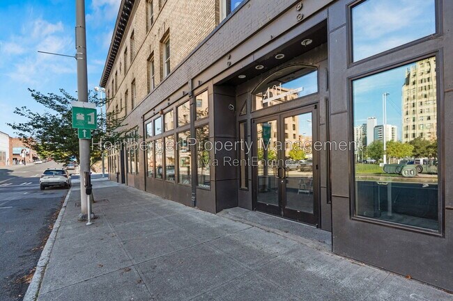 Building Photo - 401 W 1st Ave