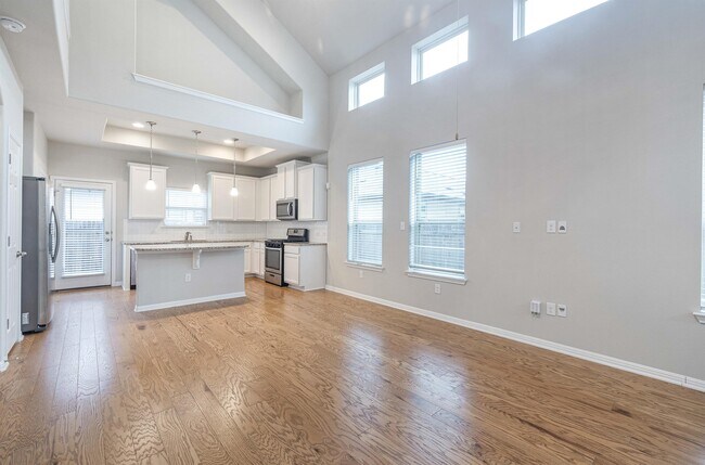 Building Photo - 904 Boatswain Wy