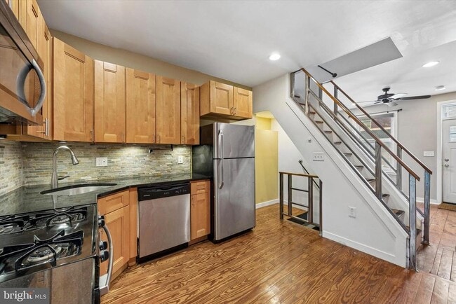 Building Photo - 2663 Martha St