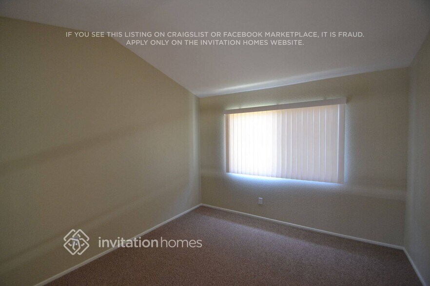 Building Photo - 3152 Hampton Rd