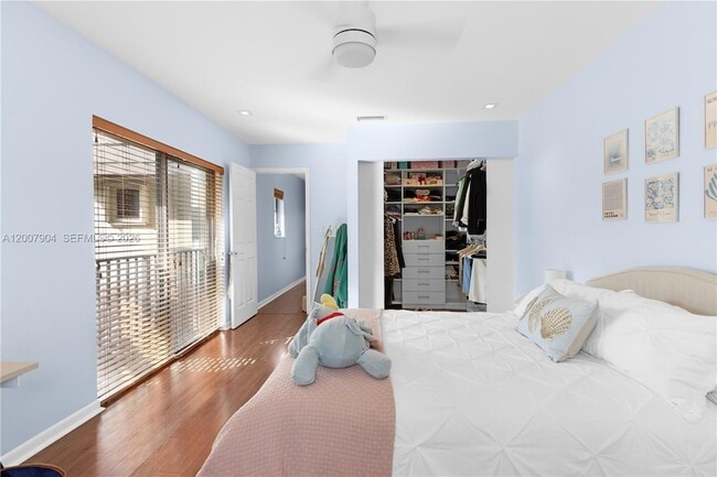 Building Photo - 10137 Costa Del Sol Blvd