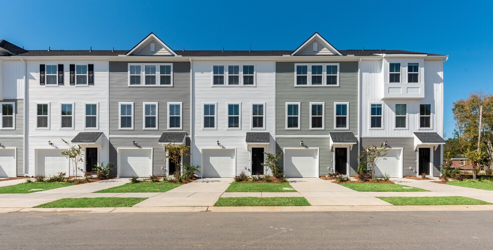 Primary Photo - Outpost Creek Townhomes