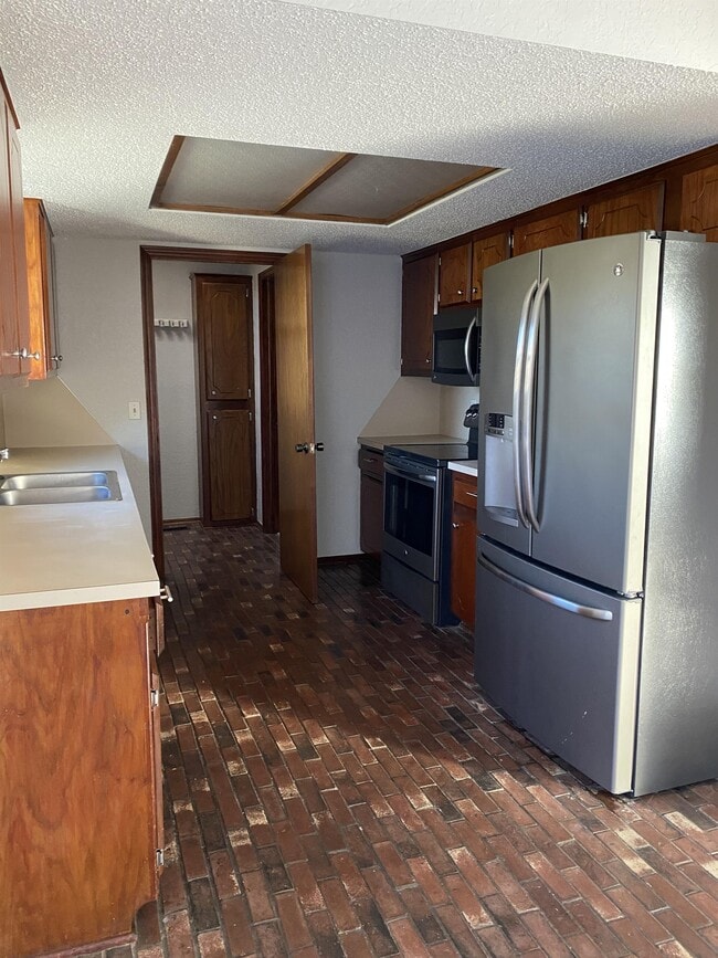 Building Photo - 541 NW 170th St