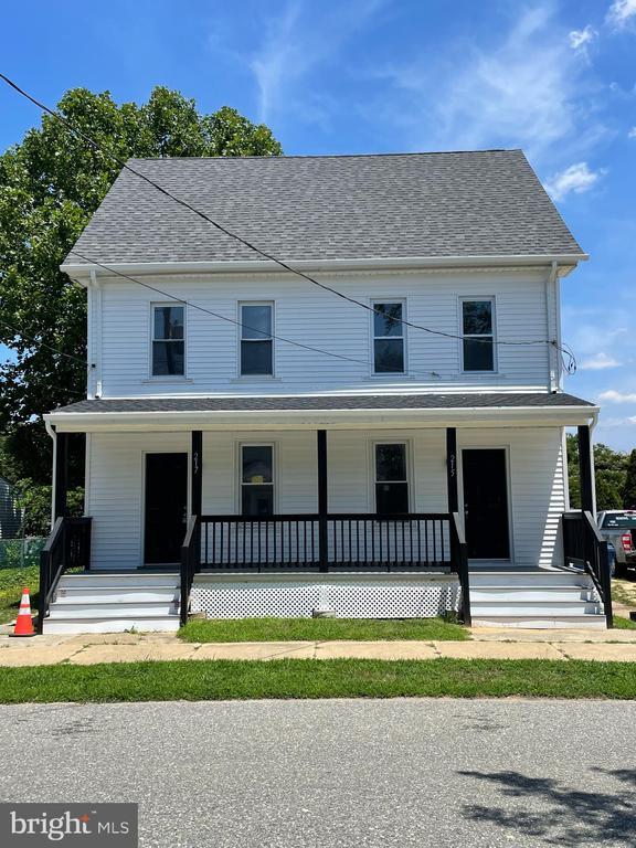 Primary Photo - 217 Broad St