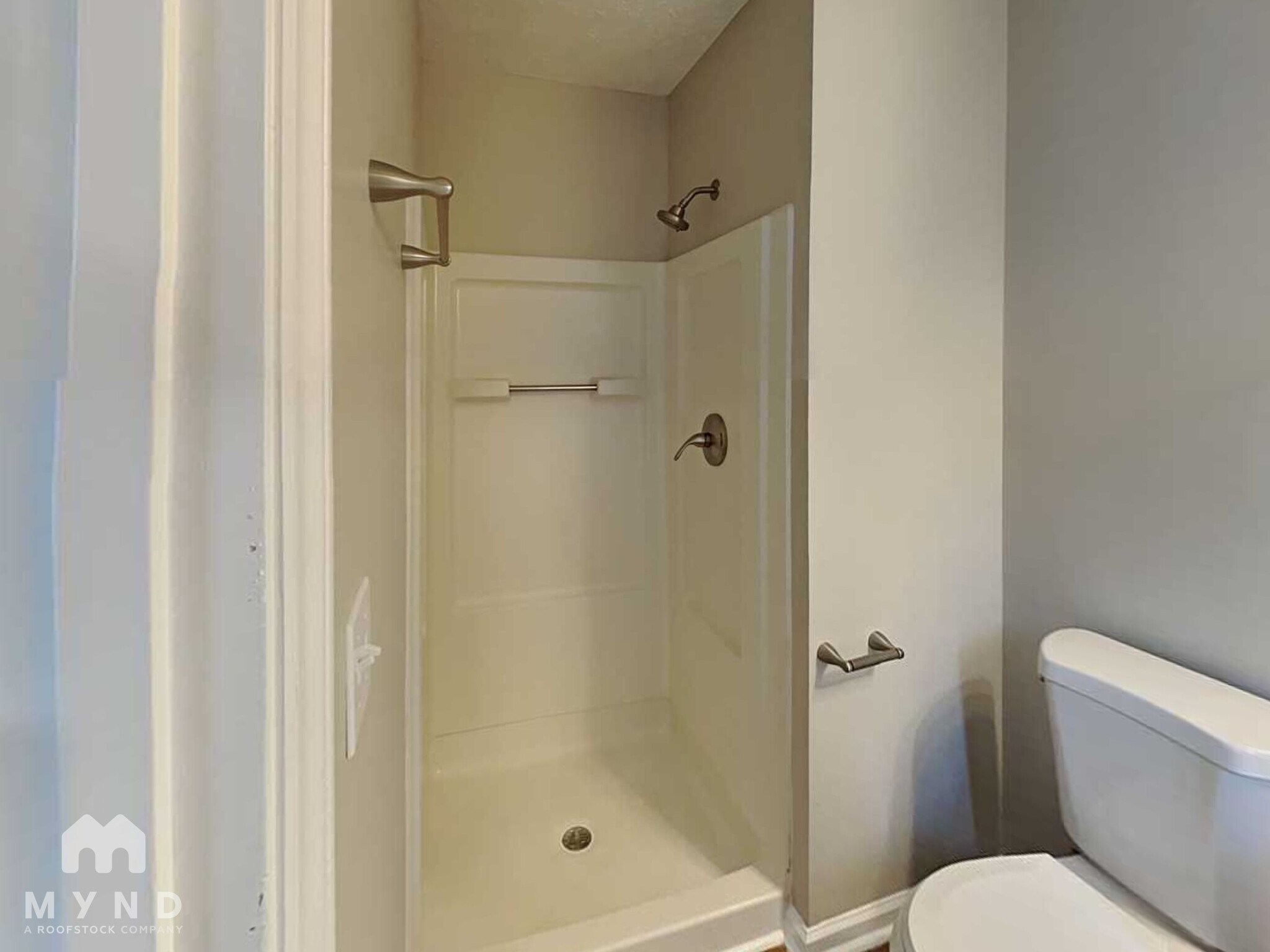 Building Photo - 103 Adlett Ln