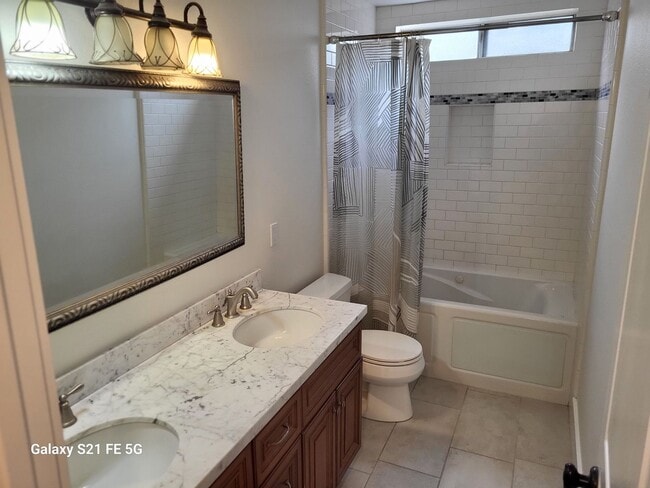 Building Photo - NEW PRICE REDUCTION!!! Beautiful Condo: 3 ...