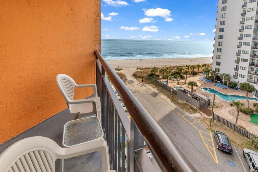 Building Photo - 1501 S Ocean Blvd