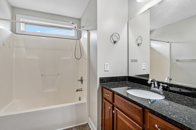 Building Photo - 403 Pisgah Flats Ct