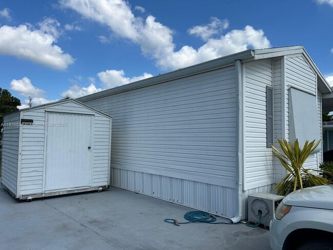 Building Photo - 35303 SW 180th Ave