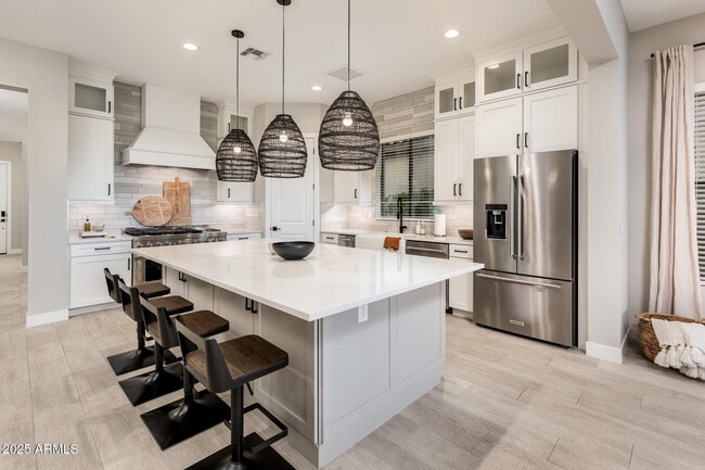 Building Photo - 6615 E Libby St