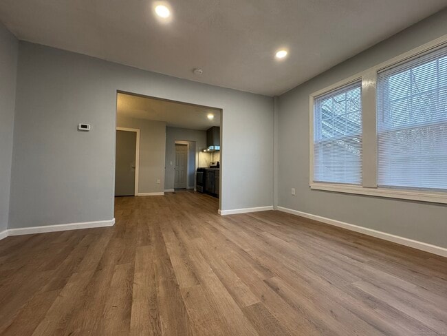 Building Photo - 9 South St