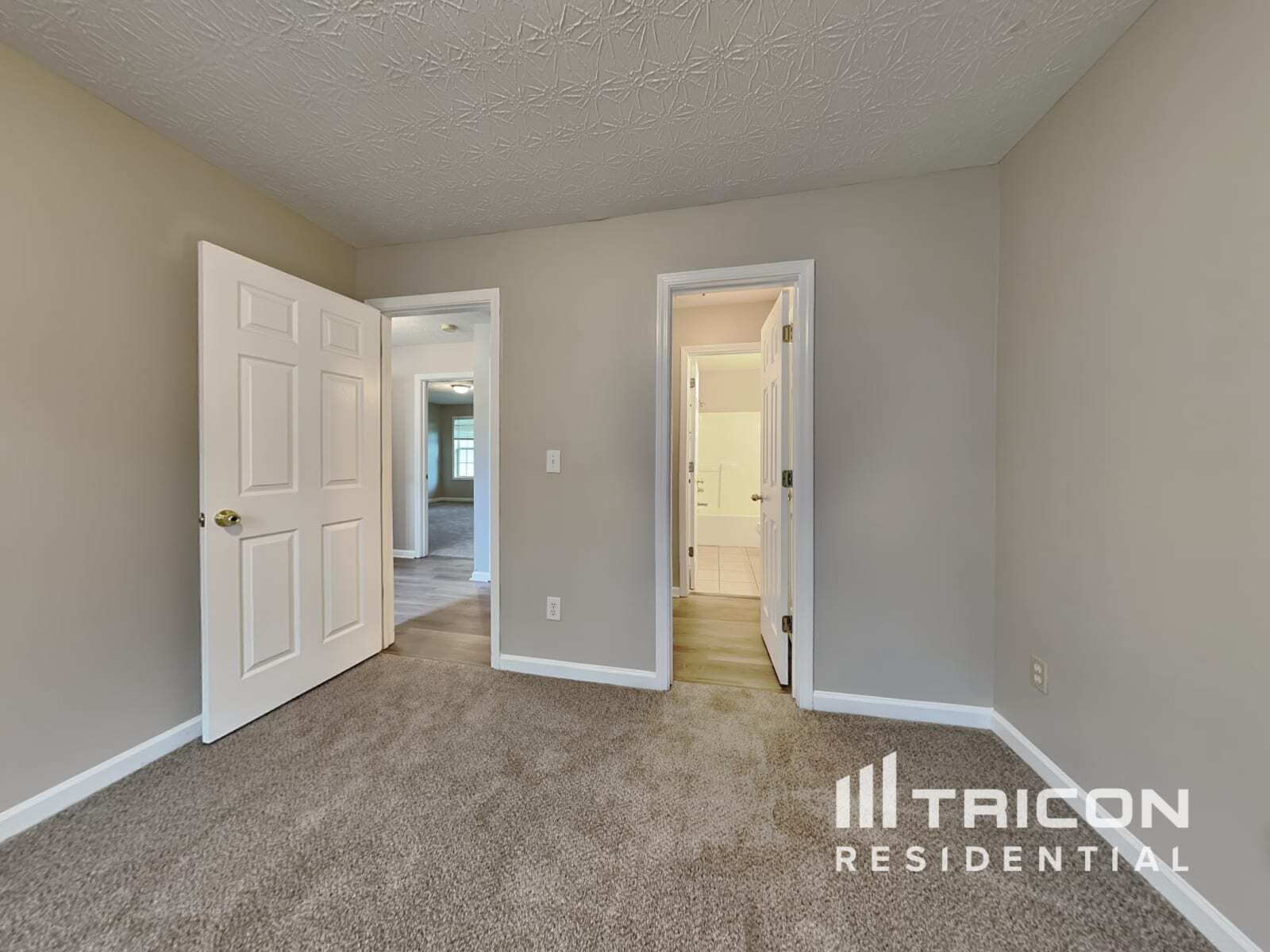 Building Photo - 4980 Wynford Ln