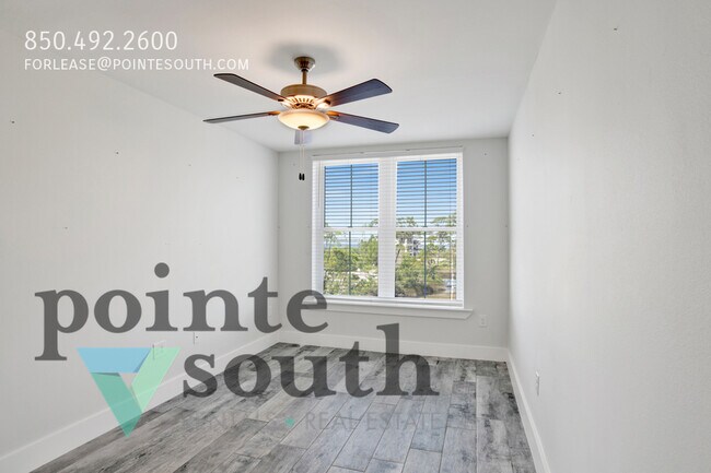 Building Photo - 16262 Tarpon Dr