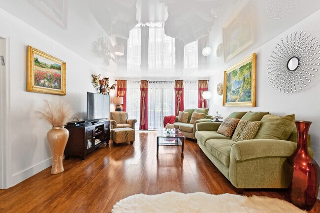 Primary Photo - 3605 S Ocean Blvd