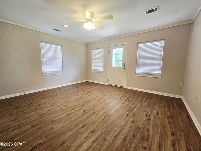 Building Photo - 341 Selma St