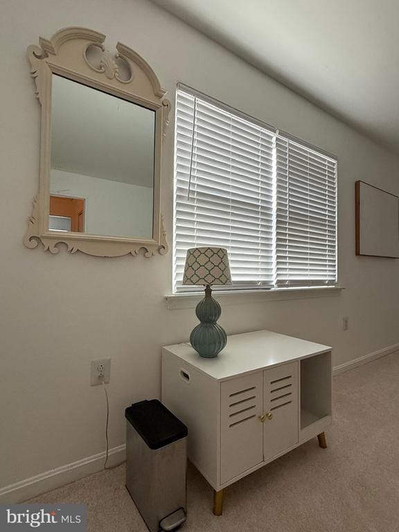 Building Photo - 5934 Mayflower Ct