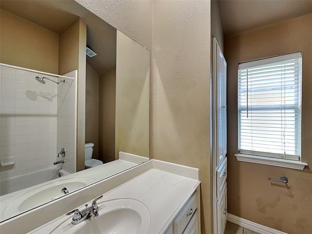 Building Photo - 5712 Sugar Maple Dr